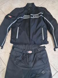 GIUBOTTO, PANTALONE E STIVALI PER MOTO