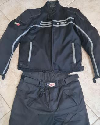 GIUBOTTO, PANTALONE E STIVALI PER MOTO