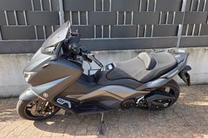 Yamaha T-max