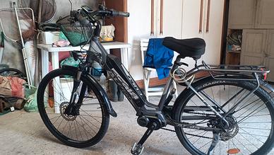 Bicicletta elettrica atala cult