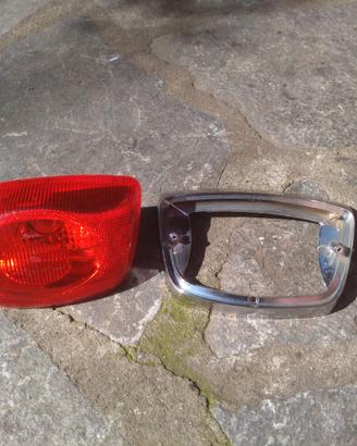 Fanale posteriore piaggio vespa 50 4 T