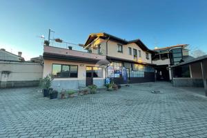 VILLA SINGOLA A MAGENTA
