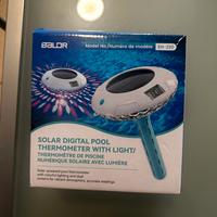 Luce Solare per Piscina