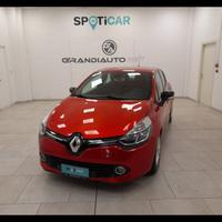 Renault Clio IV 2012 5p 1.2 Costume National 75cv