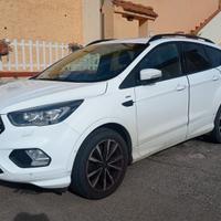 Ford Kuga 1.5 TDCI 120 CV S&S 2WD ST-LINE