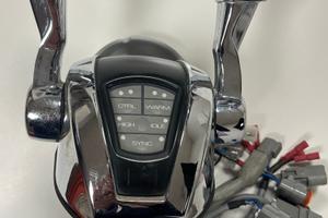 Testata di controllo per motori gemelli Uflex