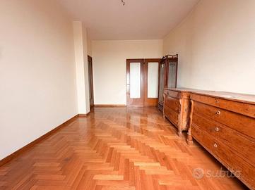 3 LOCALI A TRECATE