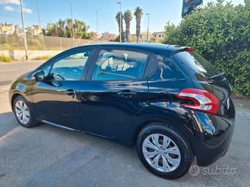Peugeot 208 1.4 VTi 95 CV 5p. GPL Access