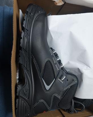 scarpe antinfortunistiche nuove