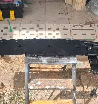 traversa paraurti anteriore Ford fiesta 2012