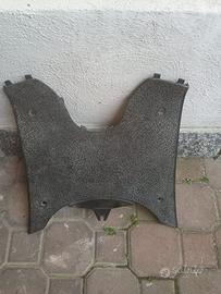 poggia piedi piaggio zip