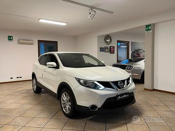 Nissan Qashqai 1.6 dCi X-Tronic 2WD Black Edition