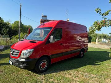 Mercedes sprinter