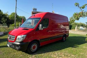 Mercedes sprinter