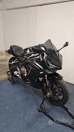 CBR 650 R 2021