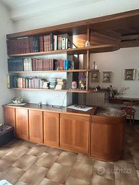 Sala completa,Parete Attrezzata e Vetrina in Legno