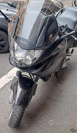 honda deauville 700