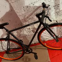 Bicicletta scatto fisso