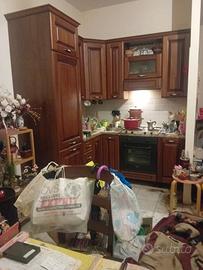 cucina nuova di zecca noce massello 