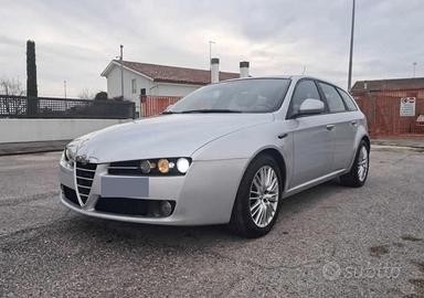 Alfa Romeo 159 