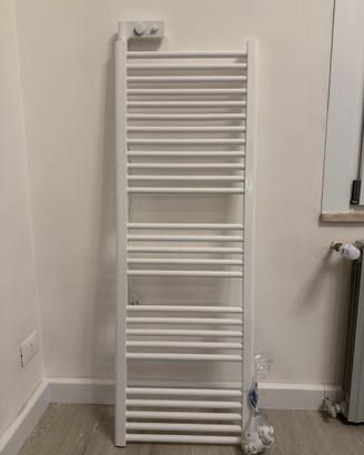 Termoaarredo elettrico 750W Lazzarini e-cortina