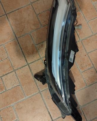 fanale anteriore sx nissan juke 2024