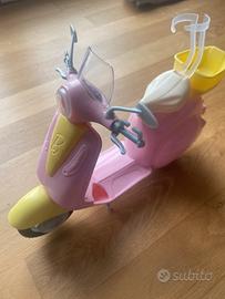 Barbie vespa rosa