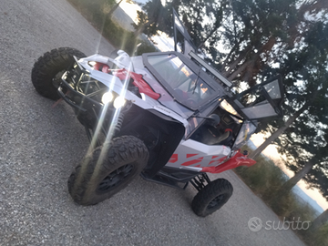 Yamaha yxz 1000r da favola