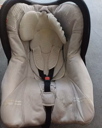 ovetto,seggiolino neonato 