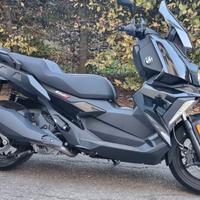 BMW C400X
