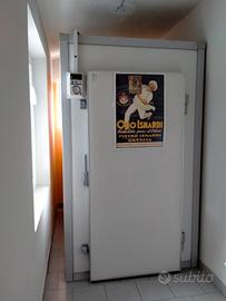 i arredamento completo per negozio alimentar