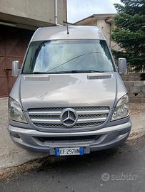 Minibus Mercedes-benz518