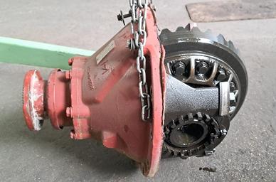Differenziale meritor rockwell 153 E con bloccaggi