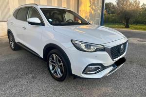 MG EHS Plug-in Hybrid Exclusive
