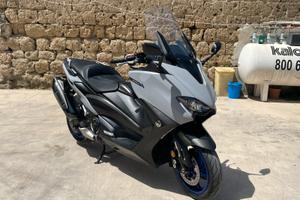 Tmax 560 limited