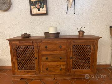 Credenza
