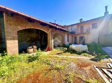 RUSTICO A CAMERANO CASASCO