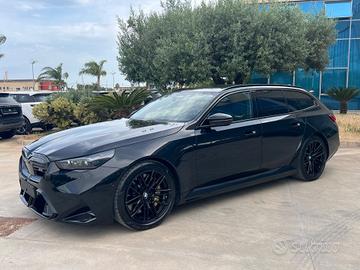 BMW M5 touring 727cv - possibilità noleggio no sco