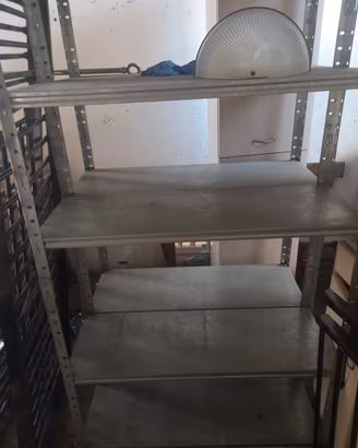 scaffale