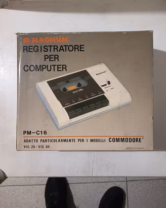 Registratore Magnum per Commodore 64 