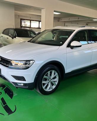 Volkswagen Tiguan 2.0 TDI SCR DSG 4MOTION Executiv