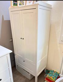 Armadio Ikea brimnes