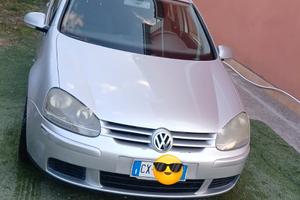 Volkswagen Golf V 2003 1.4 Benzina