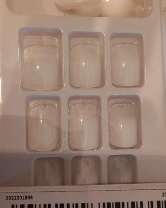 2 confezioni Unghie adesive mai usate 