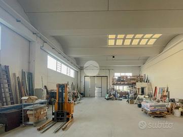 CAPANNONE A CASTEL ROZZONE