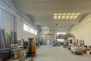 CAPANNONE A CASTEL ROZZONE