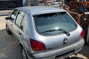 Ricambi Ford Fiesta 1.2 16V Zetec Anno 2002