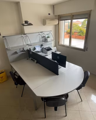 Arredo ufficio completo