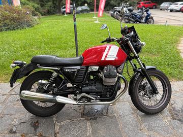 Moto Guzzi V7 II SPECIAL
