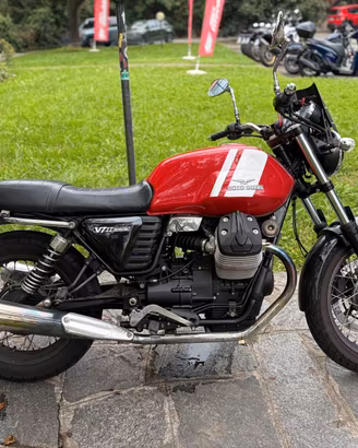Moto Guzzi V7 II SPECIAL